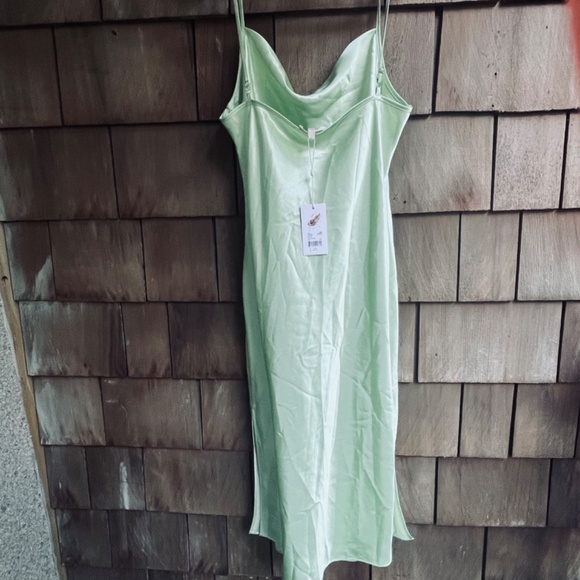 Chelsea & Violet  Satin Swing Neck Midi Slip Dress in Light Green Size XL - Picture 10 of 13